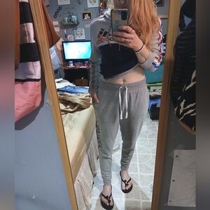 🎈Calvin Klein 🎈BUY 1 GET 1 FREE 🎈 Joggers🎈Sz M